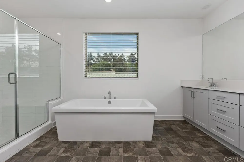 702 Westbrook Loop San Marcos, CA 92078