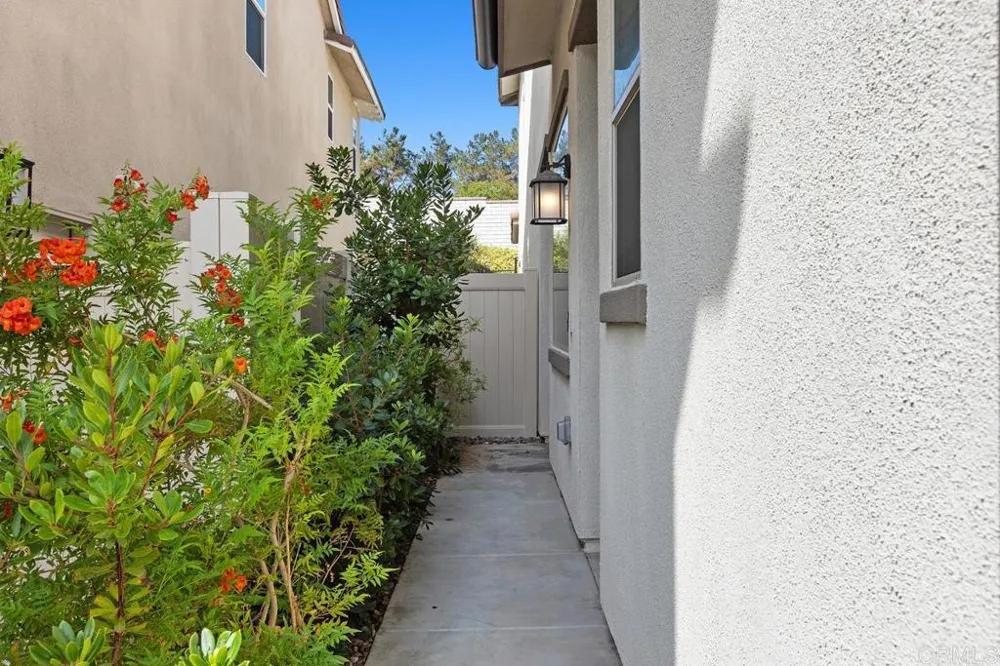 702 Westbrook Loop San Marcos, CA 92078