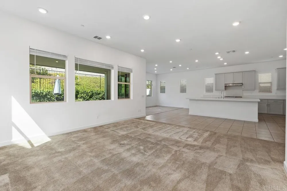 702 Westbrook Loop San Marcos, CA 92078