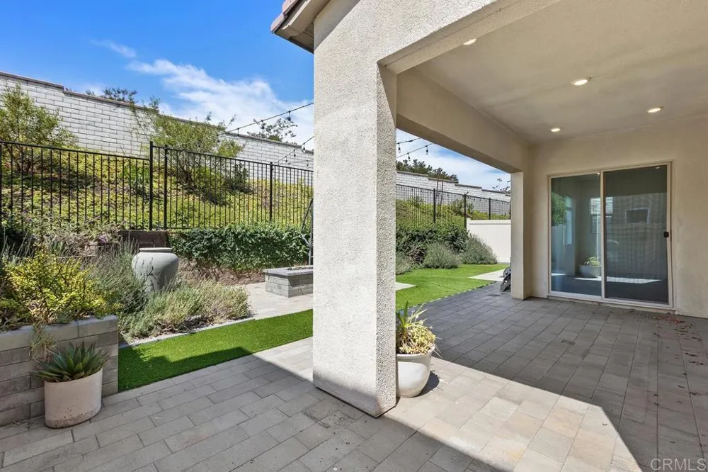 702 Westbrook Loop San Marcos, CA 92078