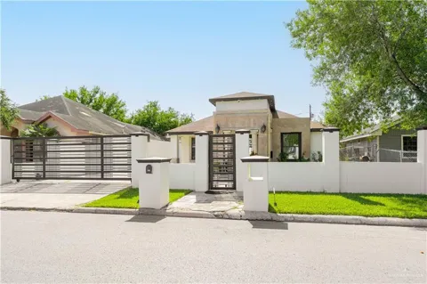 6402 S Blanca Lane