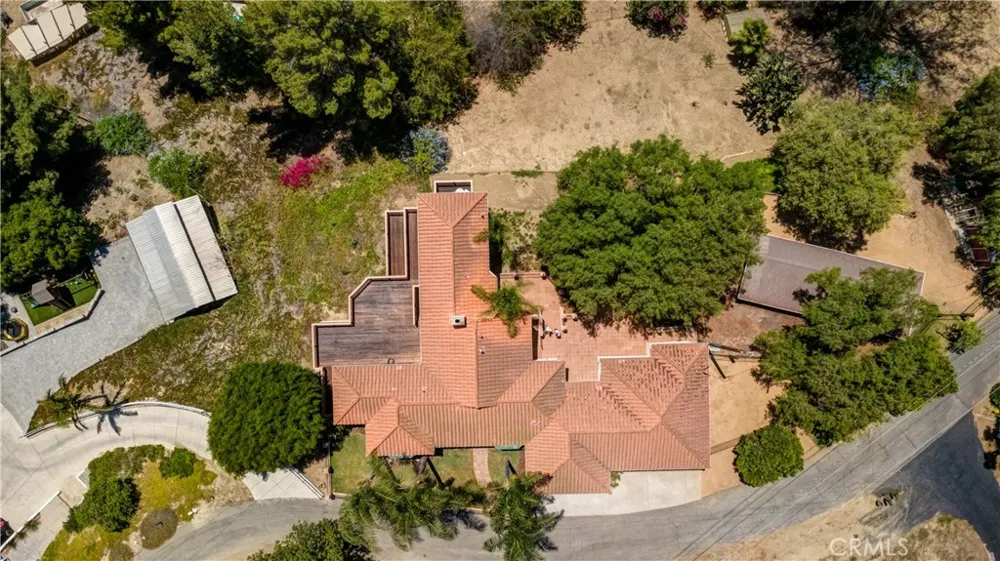 1553 Amate La Habra Heights, CA 90631