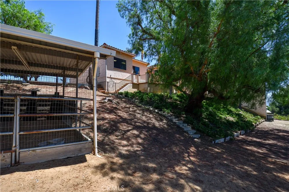 1553 Amate La Habra Heights, CA 90631