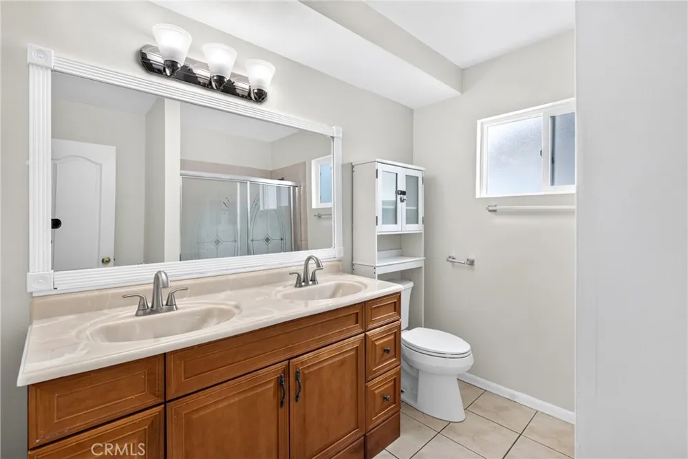 13238 Premiere Avenue Downey, CA 90242