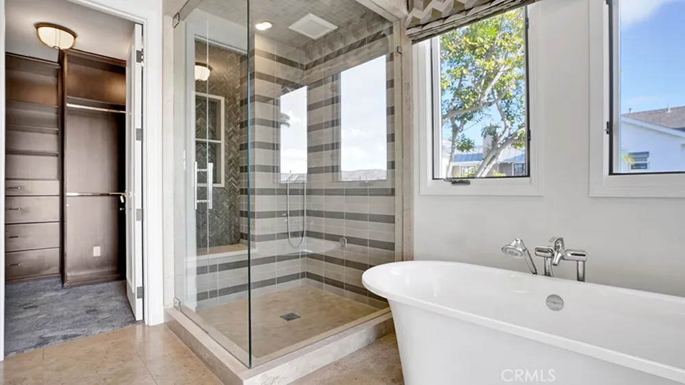 243 Poppy Avenue Corona del Mar, CA 92625