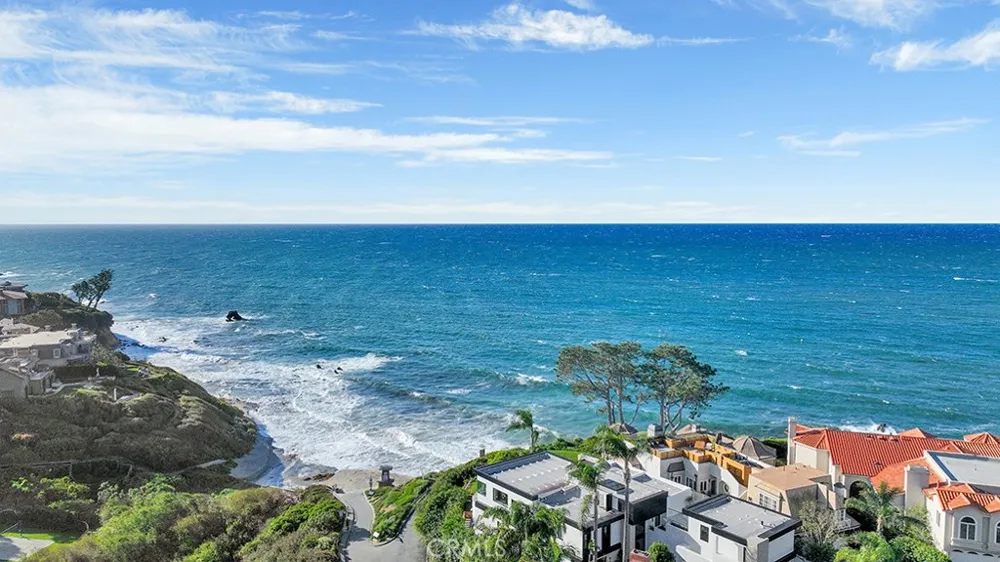 243 Poppy Avenue Corona del Mar, CA 92625