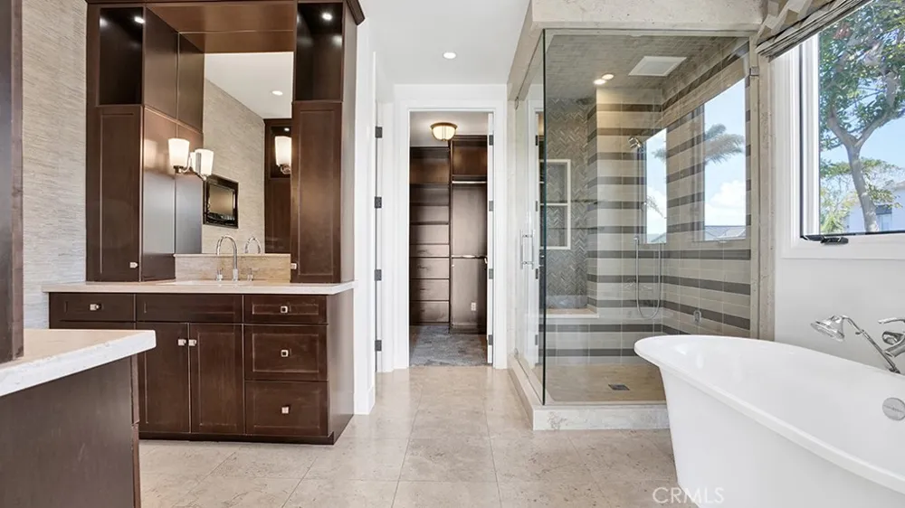 243 Poppy Avenue Corona del Mar, CA 92625