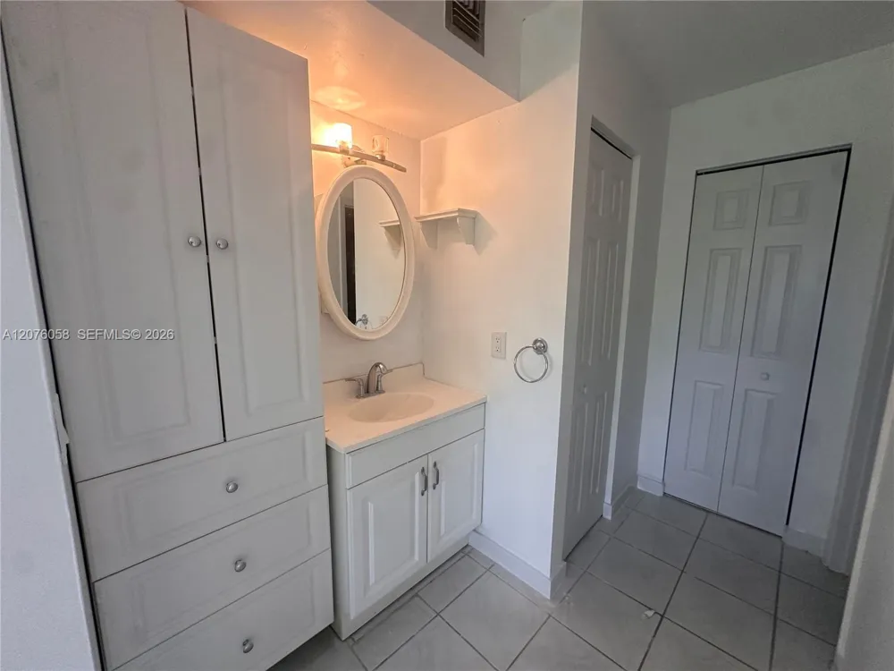 8810 SW 132nd Pl #401DN Miami, FL 33186