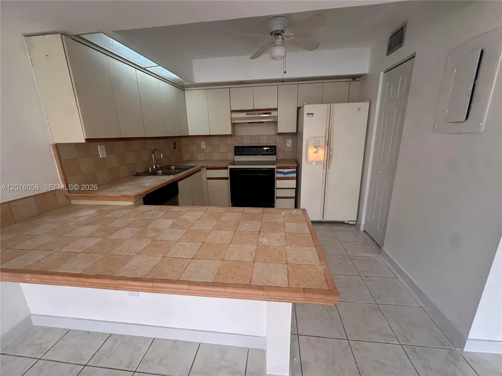 8810 SW 132nd Pl #401DN Miami, FL 33186