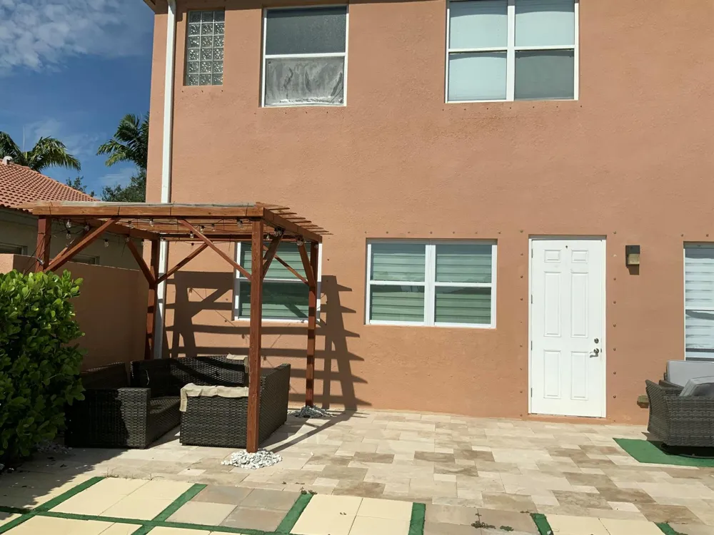 7082 Aliso Avenue West Palm Beach, FL 33413