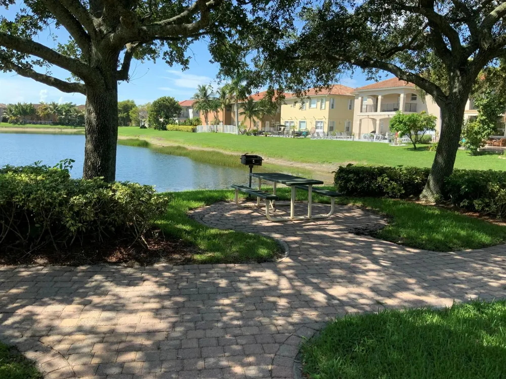 7082 Aliso Avenue West Palm Beach, FL 33413