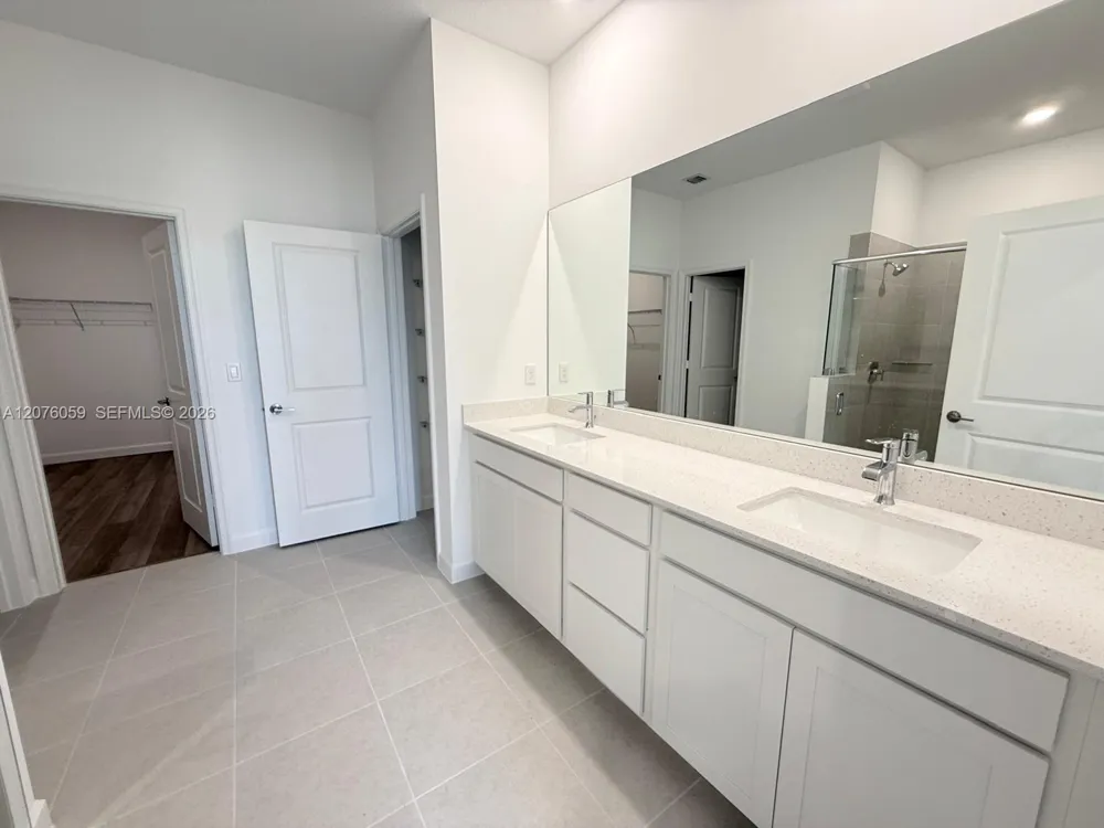 19804 Whispering Creek Rd #19804 Loxahatchee, FL 33470
