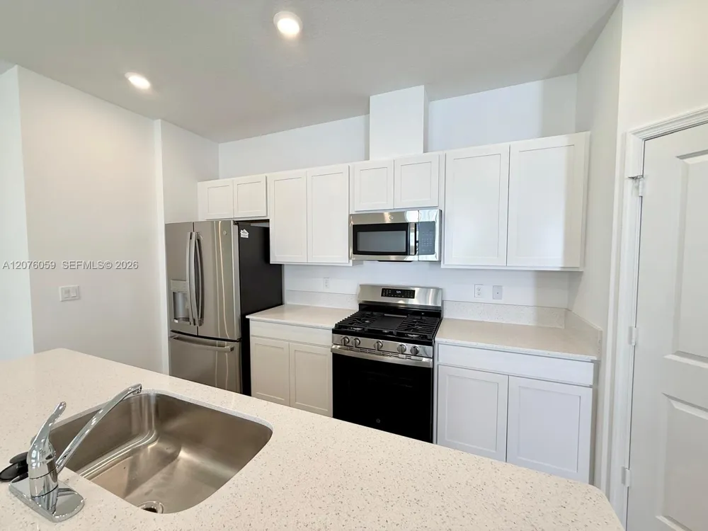19804 Whispering Creek Rd #19804 Loxahatchee, FL 33470