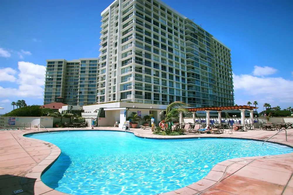1720 Avenida Del Mundo ##509 Coronado, CA 92118