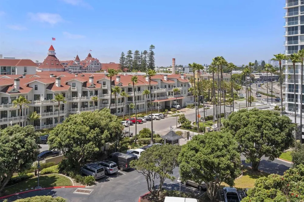 1720 Avenida Del Mundo ##509 Coronado, CA 92118