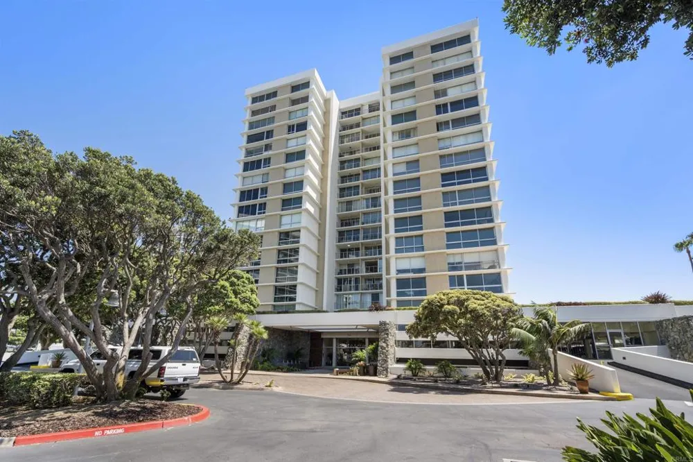 1720 Avenida Del Mundo ##509 Coronado, CA 92118