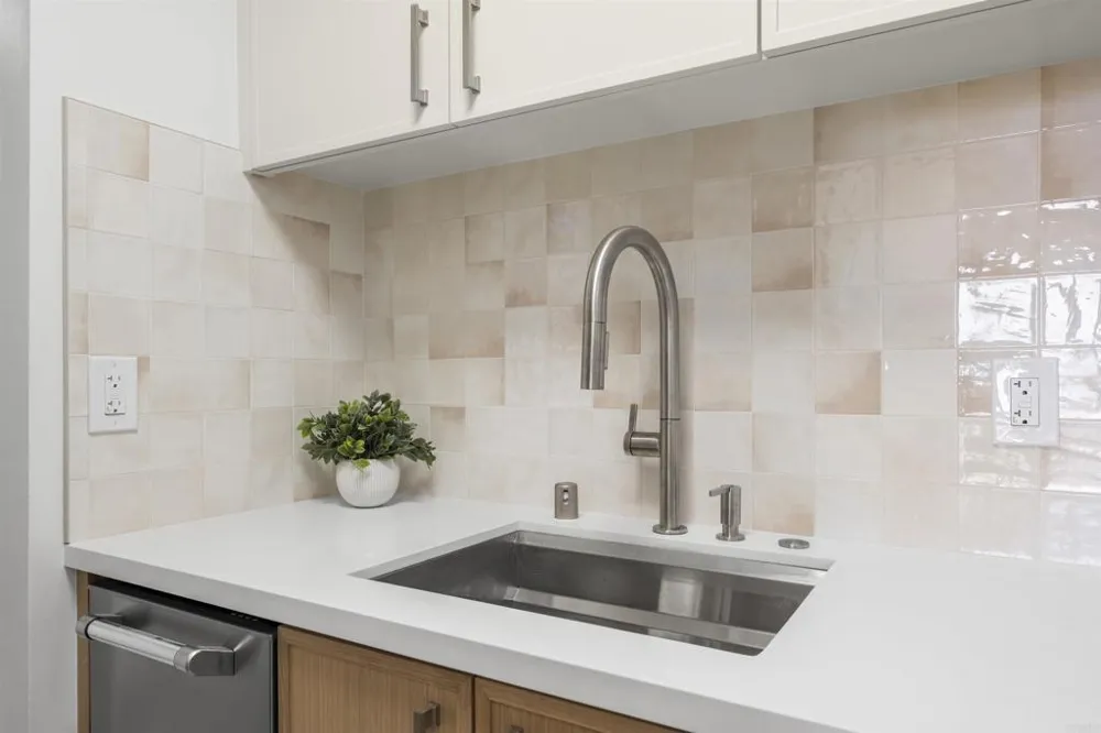 1720 Avenida Del Mundo ##509 Coronado, CA 92118