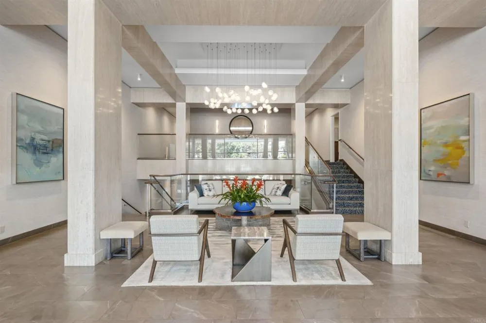 1720 Avenida Del Mundo ##509 Coronado, CA 92118