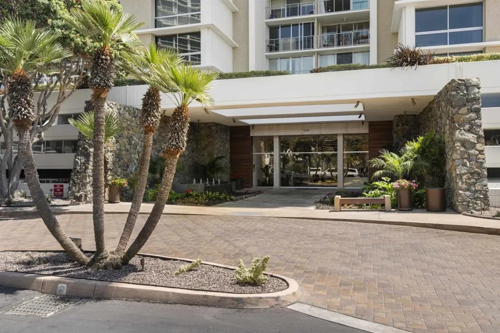 1720 Avenida Del Mundo ##509 Coronado, CA 92118