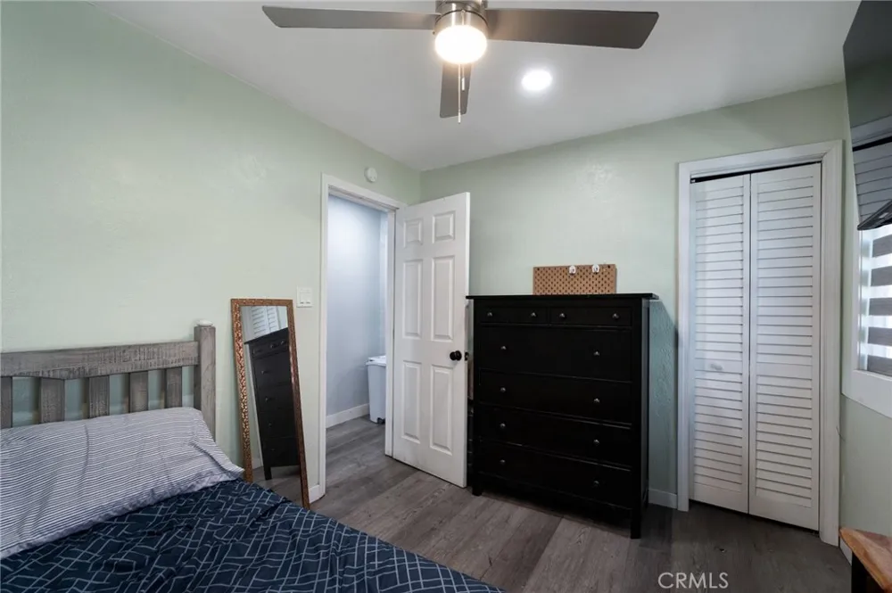 728 W Cressey Compton, CA 90222
