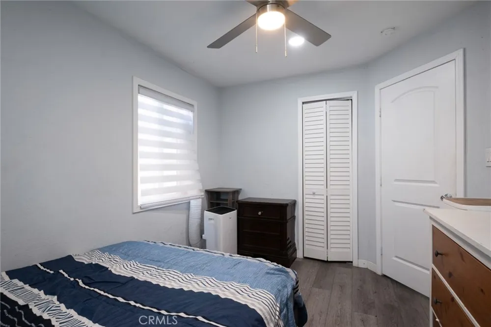 728 W Cressey Compton, CA 90222
