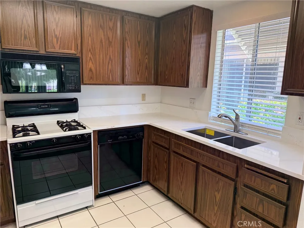 1364 Sierra Seneca Drive San Jacinto, CA 92583
