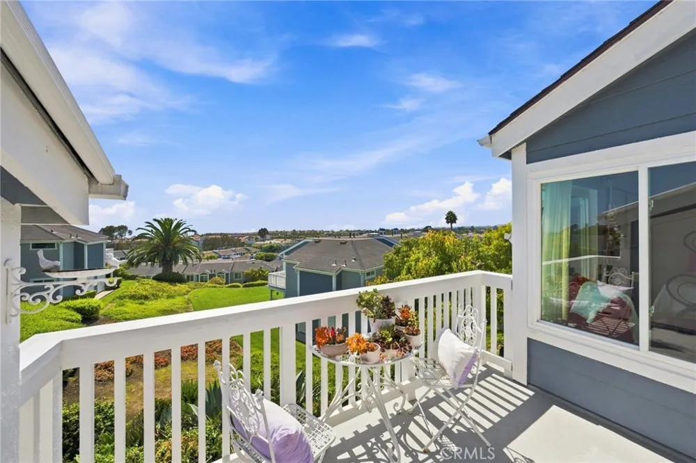 2127 Avenida Espada #210 San Clemente, CA 92673