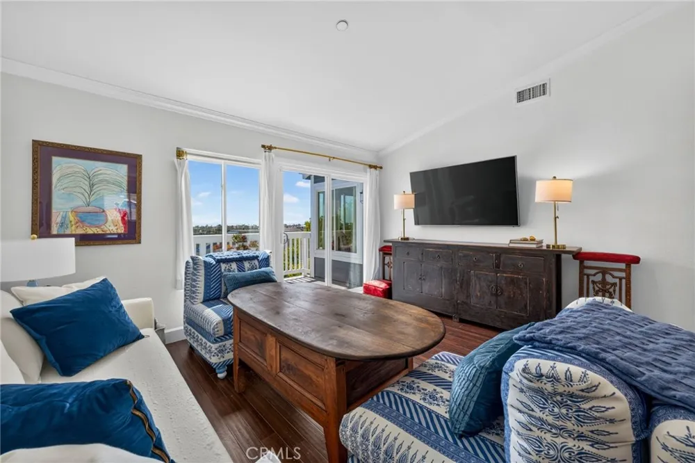 2127 Avenida Espada #210 San Clemente, CA 92673
