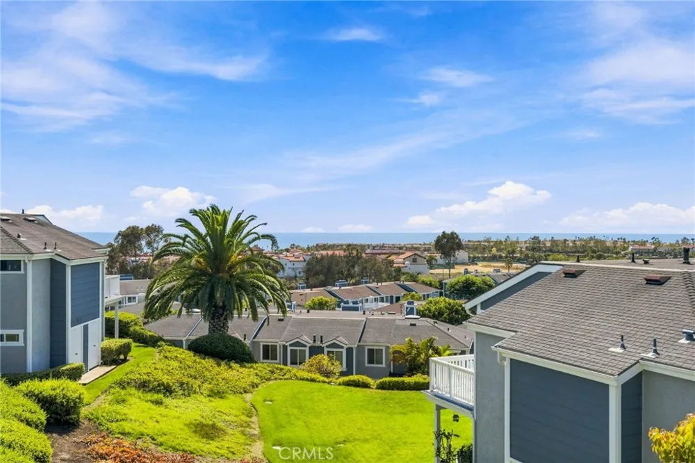 2127 Avenida Espada #210 San Clemente, CA 92673