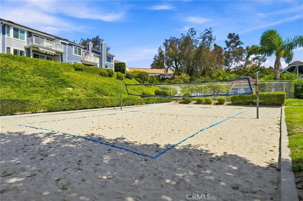 2127 Avenida Espada #210 San Clemente, CA 92673