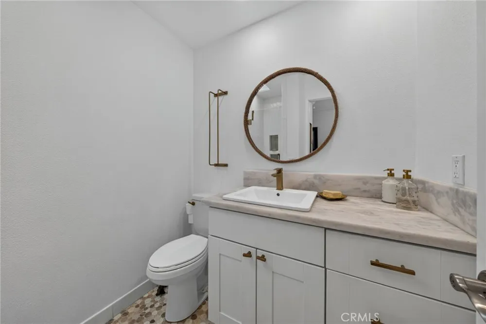 2127 Avenida Espada #210 San Clemente, CA 92673