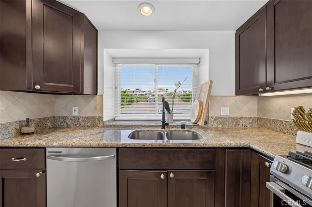 2127 Avenida Espada #210 San Clemente, CA 92673