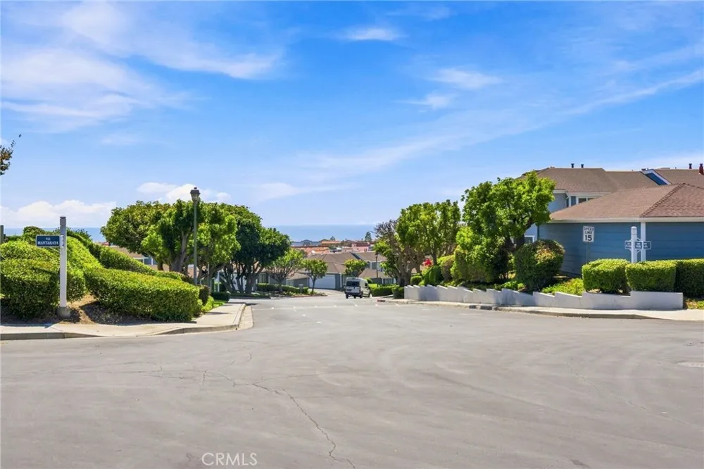 2127 Avenida Espada #210 San Clemente, CA 92673