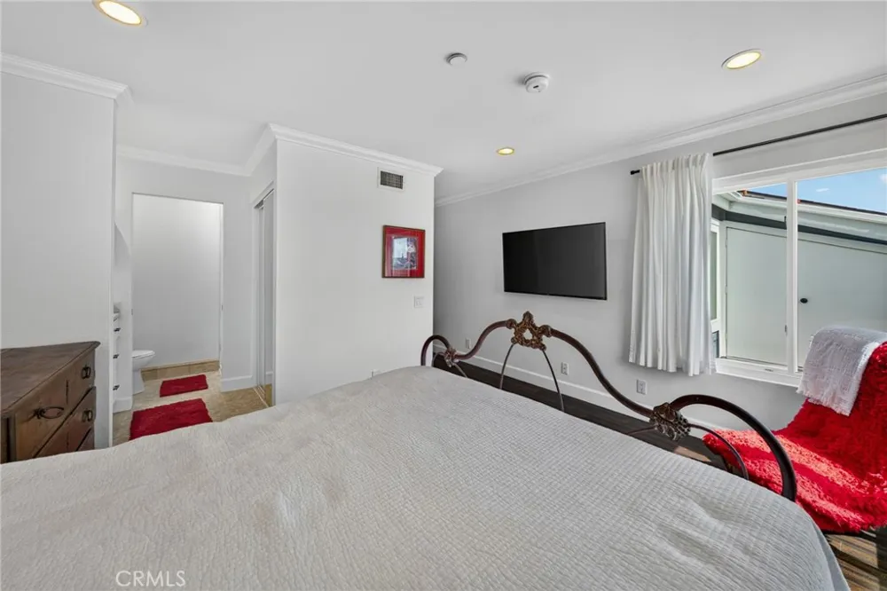 2127 Avenida Espada #210 San Clemente, CA 92673