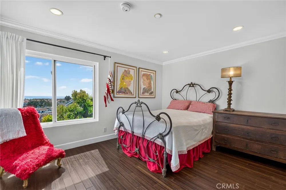 2127 Avenida Espada #210 San Clemente, CA 92673