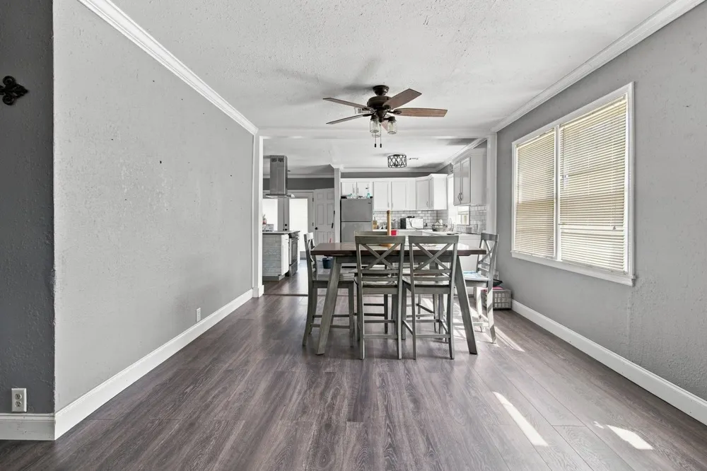 919 W North Avenue Checotah, OK 74426