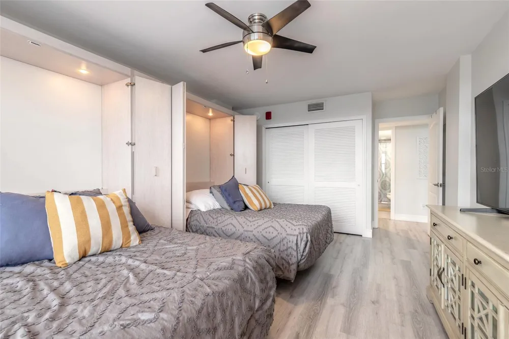 1575 OCEAN SHORE BOULEVARD #J070 Ormond Beach, FL 32176