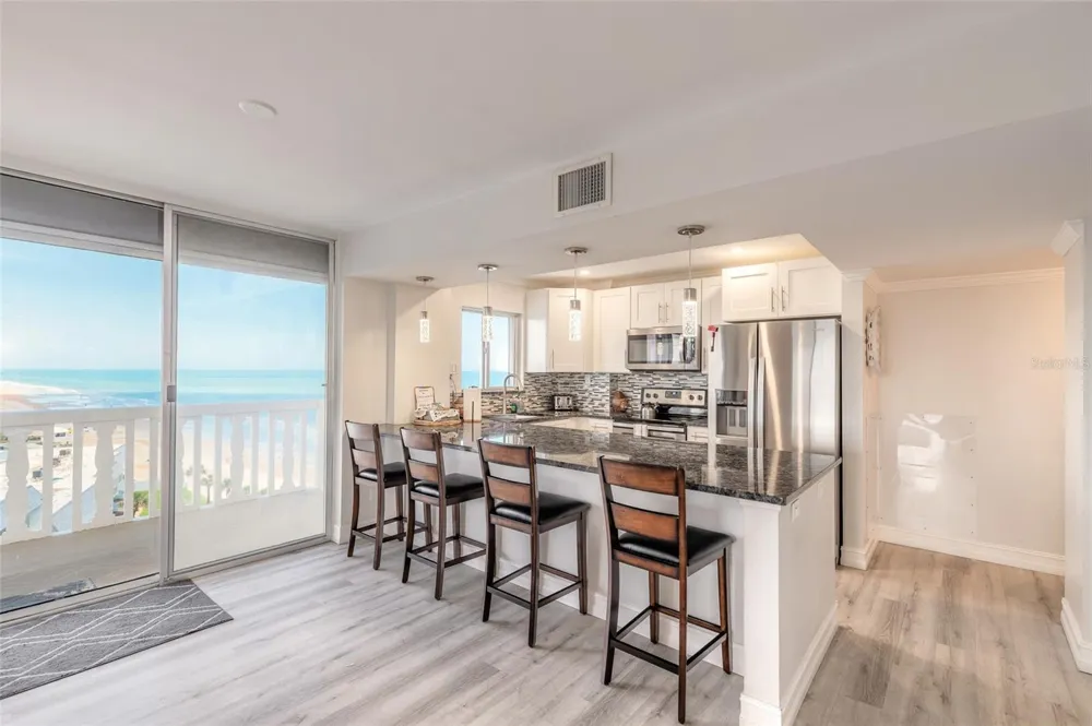 1575 OCEAN SHORE BOULEVARD #J070 Ormond Beach, FL 32176