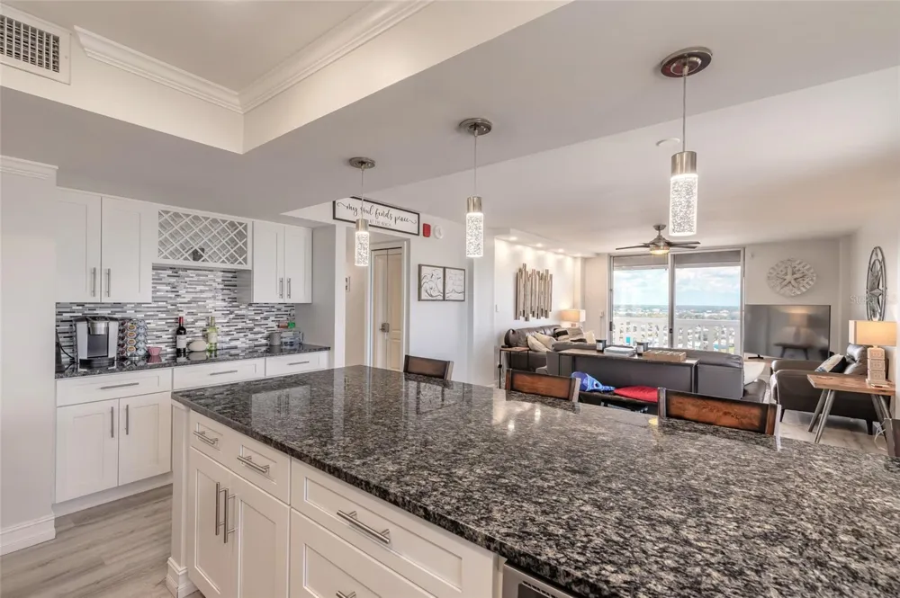 1575 OCEAN SHORE BOULEVARD #J070 Ormond Beach, FL 32176