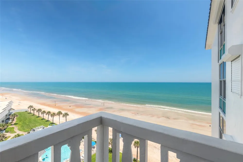 1575 OCEAN SHORE BOULEVARD #J070 Ormond Beach, FL 32176