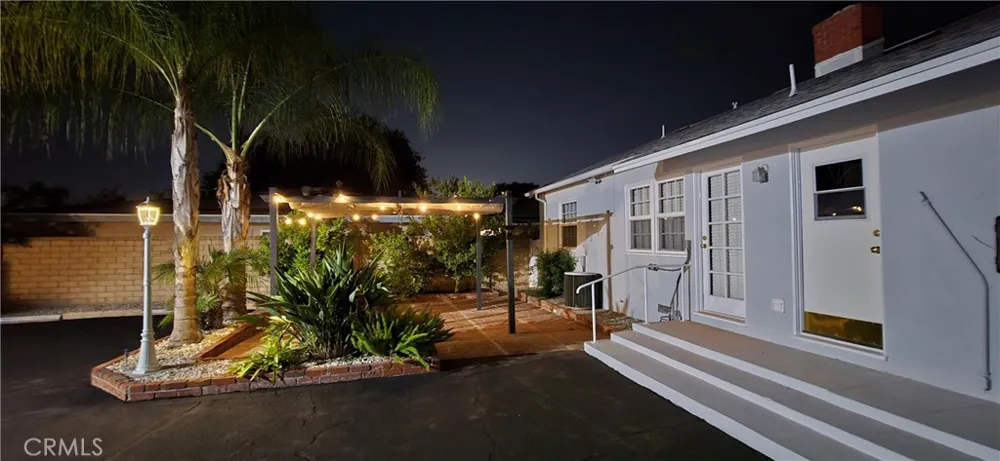 24943 Chestnut Newhall, CA 91321