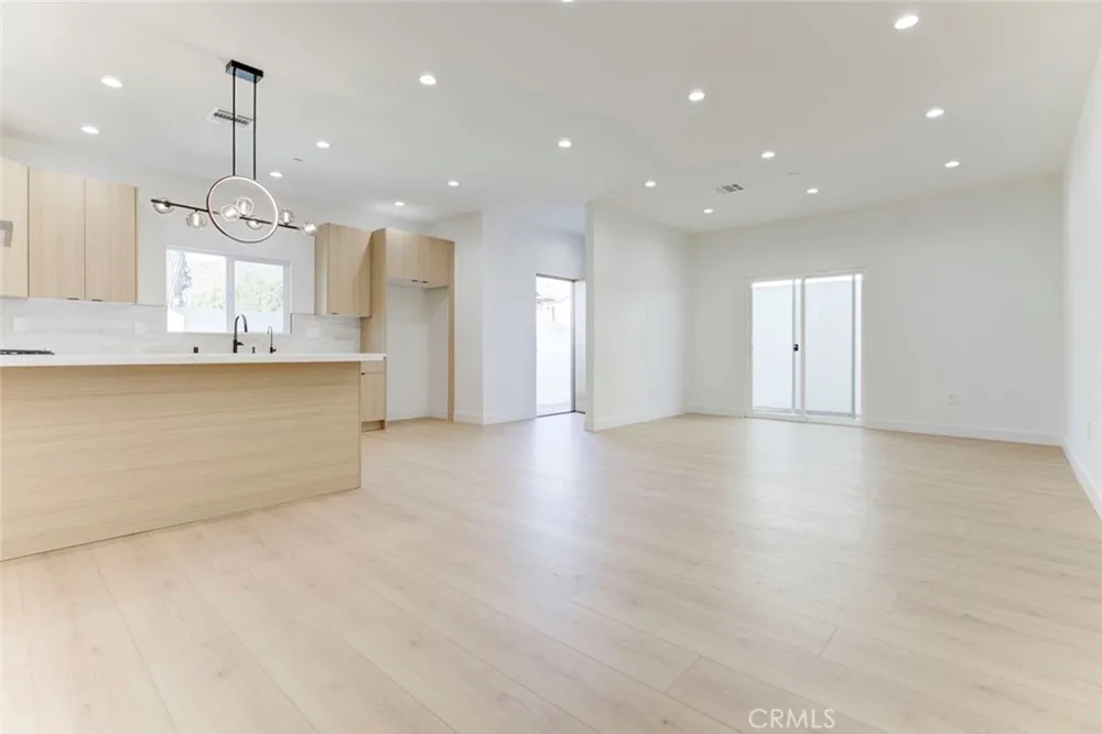 2242 N Keystone Burbank, CA 91504