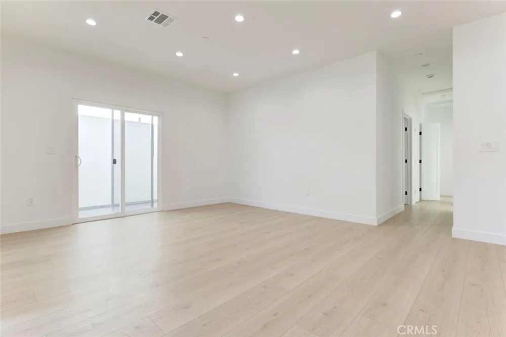 2242 N Keystone Burbank, CA 91504
