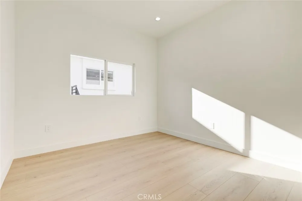 2242 N Keystone Burbank, CA 91504