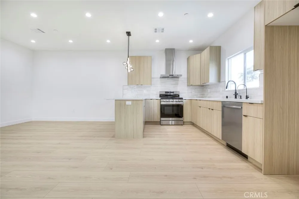 2242 N Keystone Burbank, CA 91504