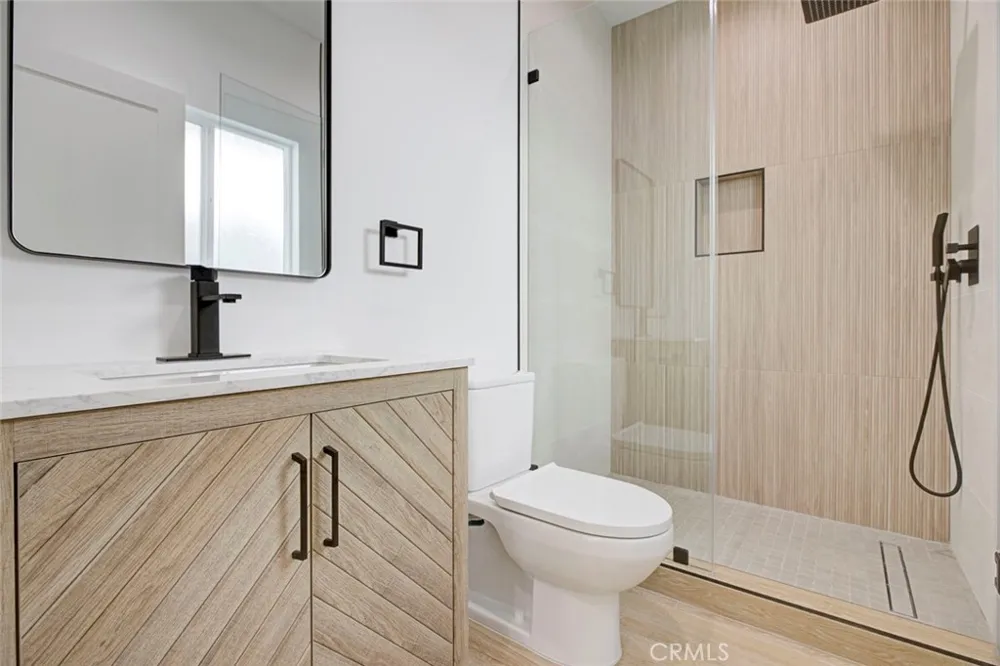 2242 N Keystone Burbank, CA 91504
