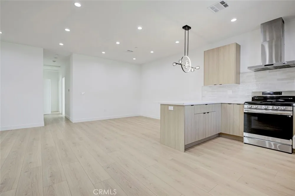 2242 N Keystone Burbank, CA 91504