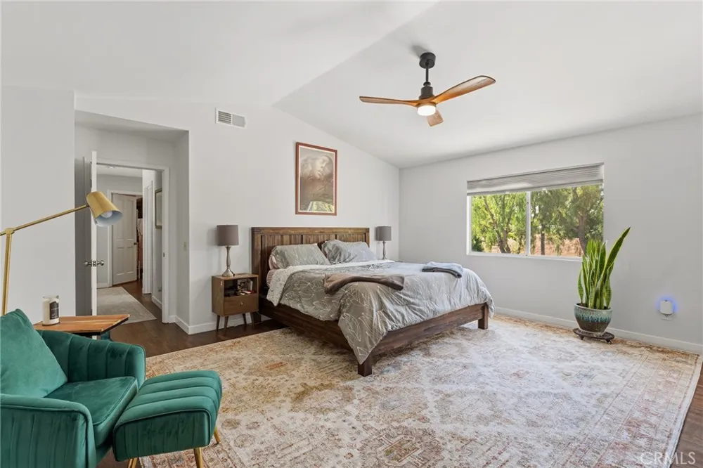 29534 Meadowmist Way Agoura Hills, CA 91301