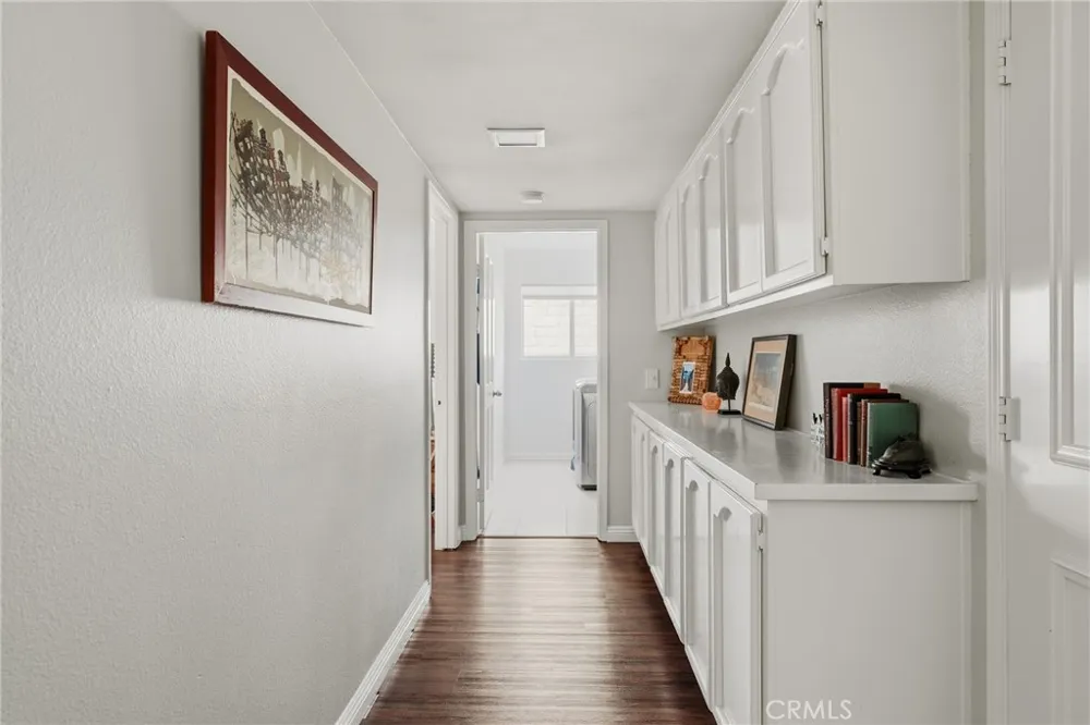 29534 Meadowmist Way Agoura Hills, CA 91301