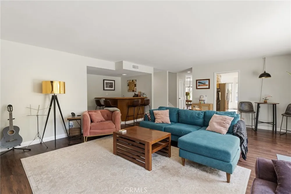 29534 Meadowmist Way Agoura Hills, CA 91301
